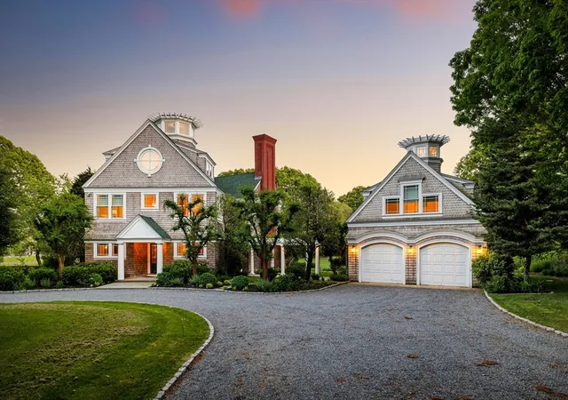3rd image of 5 Ellsworth Dr, Westport, MA 02790 | MLS# 73528296