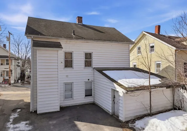 Homes for sale in Ware, MA | 22 Vigeant St, Ware, MA 01082 | MLS# 73485893