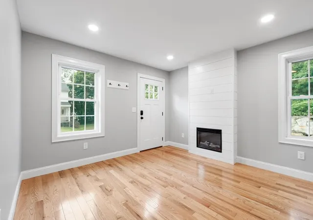 Homes for sale in Fitchburg, MA | 10-12 King St, Fitchburg, MA 01420 | MLS# 73539978