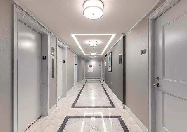 2nd image of 8 Whittier Pl #4C, Boston, MA 02114 | MLS# 73552734