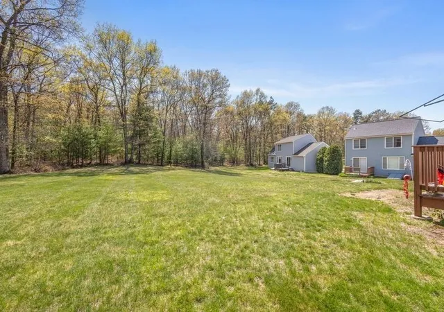 Homes for sale in Bellingham, MA | 38 Country Side Rd, Bellingham, MA 02019