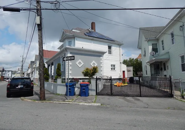 Photo 3 of Single family home for sale at 167 Washington St, New Bedford, MA 02740 | MLS# 73556675 | Listing updated on 2026-08-06