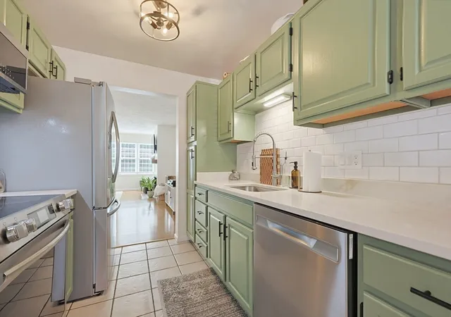 Photo 4 of Condo for sale at 212 Laurelwood Dr #212, Hopedale, MA 01747 | MLS# 73559109 | Listing updated on 2026-09-14