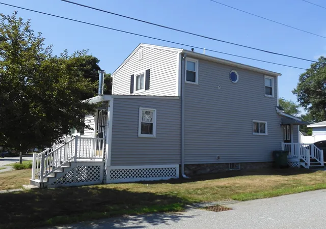 Photo 2 of Sale Pending at 146 Bridle Rd, Billerica, MA 01821 | MLS# 73549878 | Listing updated on 2026-09-23