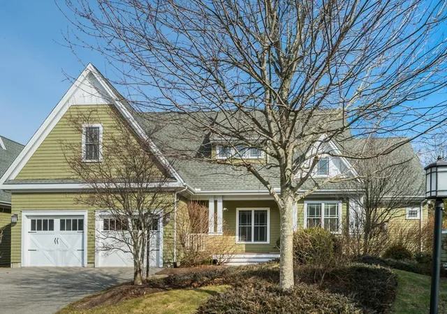Photo 3 of Sale Pending at 17 Aberdeen #17, Plymouth, MA 02360 | MLS# 73553543 | Listing updated on 2026-09-30