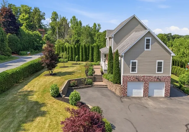 Homes for sale in Southwick, MA | 54 College Hwy, Southwick, MA 01077 | MLS# 73544761