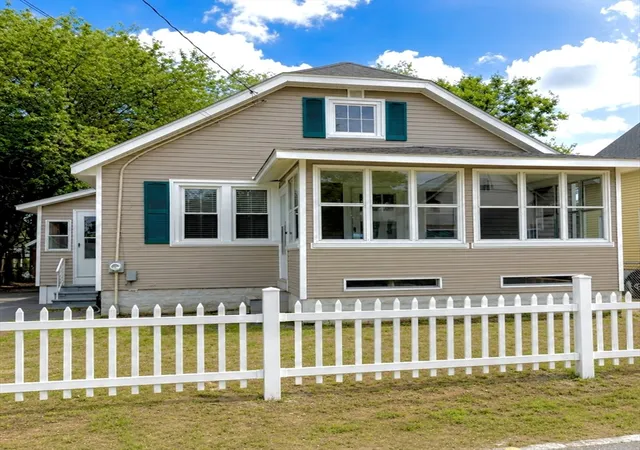 Photo 1 of Single family home for sale at 65 Fargo St, Springfield, MA 01119 | MLS# 73539894 | Listing updated on 2026-08-07