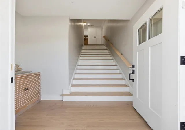 4th image of 67 Queen St #4C, East Greenwich, RI 02818 | MLS# 73532155