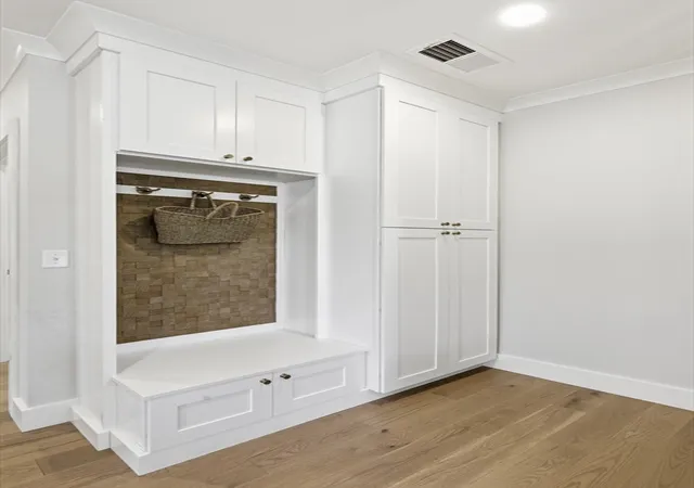 5th image of 67 Queen St #4C, East Greenwich, RI 02818 | MLS# 73532155