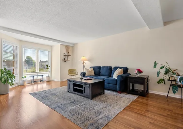 Homes for sale in Medford, MA | 314 Riverside Ave #305, Medford, MA 02155 | MLS# 73428194