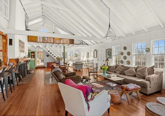 Photo 3 of Sale Pending at 205 South Rd, Chilmark, MA 02535 | MLS# 73495595 | Listing updated on 2026-09-11