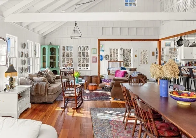 Photo 4 of Sale Pending at 205 South Rd, Chilmark, MA 02535 | MLS# 73495595 | Listing updated on 2026-09-11