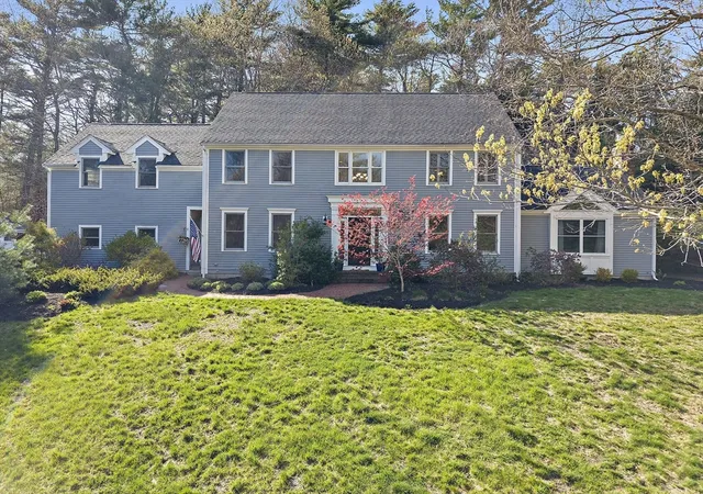 2nd image of 121 Hampstead Way, Marshfield, MA 02050 | MLS# 73514145