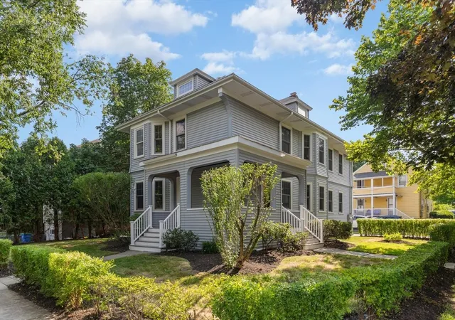 2nd image of 9 Spruce St, Belmont, MA 02478 | MLS# 73549260