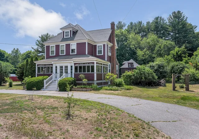 Homes for sale in Wilmington, MA | 316 Middlesex Ave, Wilmington, MA 01887 | MLS# 73537240