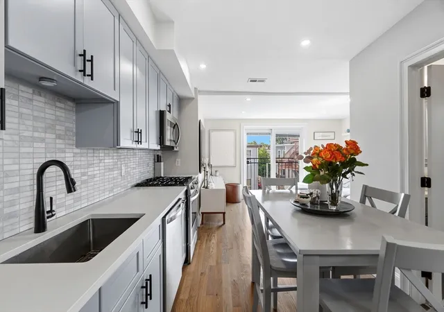 3rd image of 159 Bennington St #3, East Boston, MA 02128 | MLS# 73555284