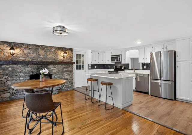 Photo 3 of Single family home for sale at 14 Veeder Dr, East Falmouth, MA 02536 | MLS# 73561574 | Listing updated on 2026-09-13