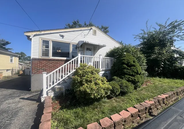 3rd image of 13 Lantern Rd, Revere, MA 02151 | MLS# 73555026