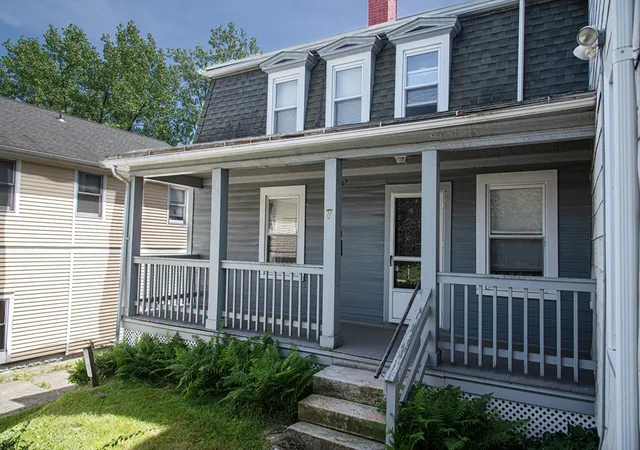Listing Photo 4 - Condo for sale in building located at 351 Main St, Easthampton, MA 01027