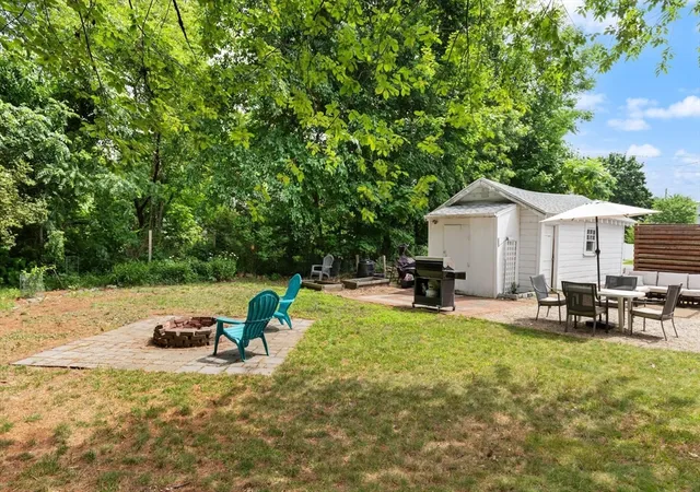 42nd image of 484 Groveland St, Haverhill, MA 01830 | MLS# 73545589