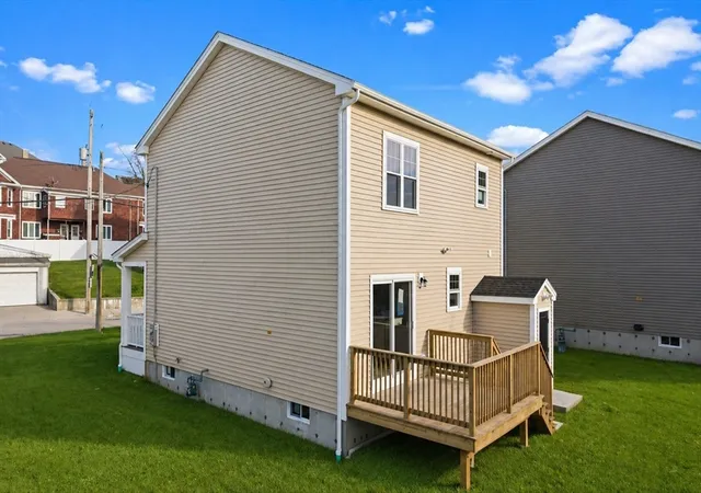 Photo 4 of Single family home for sale at 989 Bay St, Fall River, MA 02724 | MLS# 73560876 | Listing updated on 2026-08-11