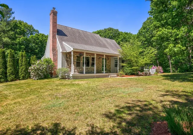 Homes for sale in Rutland, MA | 27 Davis St, Rutland, MA 01543 | MLS# 73532436