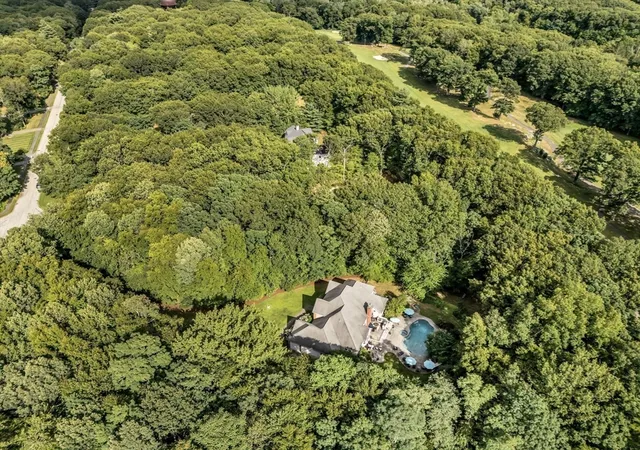 3rd image of 52 Goodnow Ln, Framingham, MA 01702 | MLS# 73565981