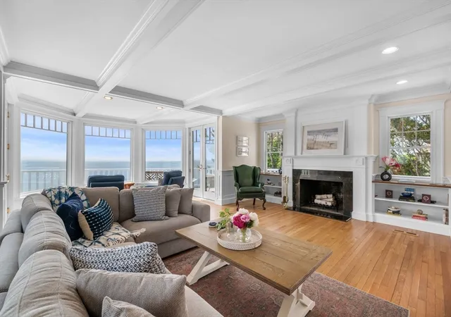 Homes for sale in Marblehead, MA | 16 Coolidge Road, Marblehead, MA 01945 | MLS# 73532365