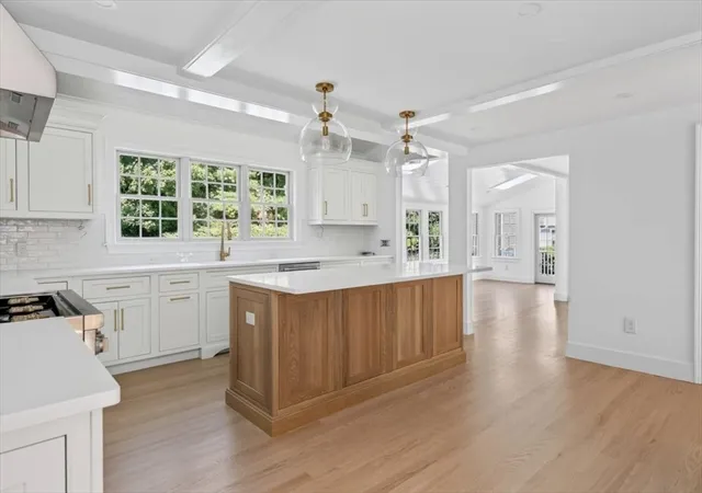 3rd image of 3 Hollyhock, Hingham, MA 02043 | MLS# 73535523