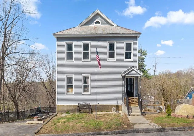 Homes for sale in Gardner, MA | 43 Allen St, Gardner, MA 01440 | MLS# 73507814