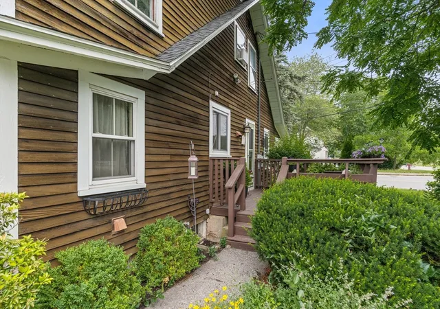 4th image of 187 Low St #1, Newburyport, MA 01950 | MLS# 73547175