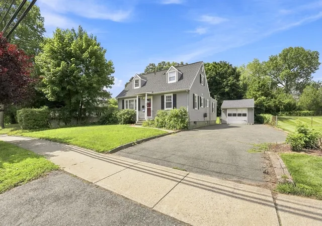 2nd image of 59 Piper Rd, West Springfield, MA 01089 | MLS# 73562546