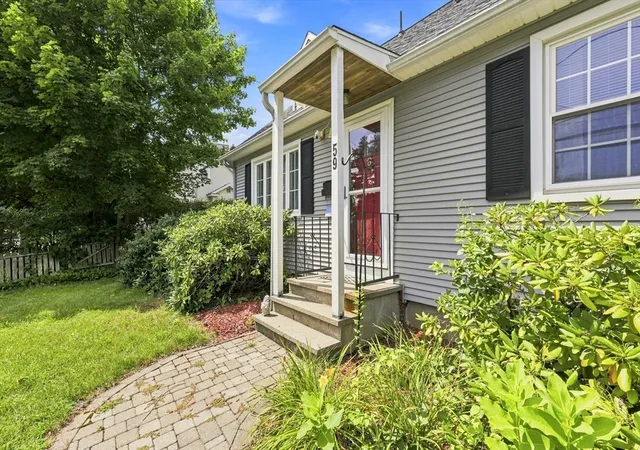Photo 3 of Sale Pending at 59 Piper Rd, West Springfield, MA 01089 | MLS# 73562546 | Listing updated on 2026-09-15