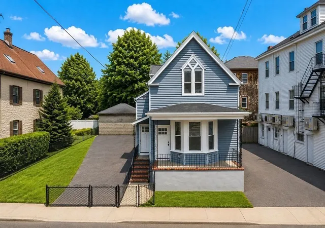 1st image of 216 State St, New Bedford, MA 02740 | MLS# 73558025