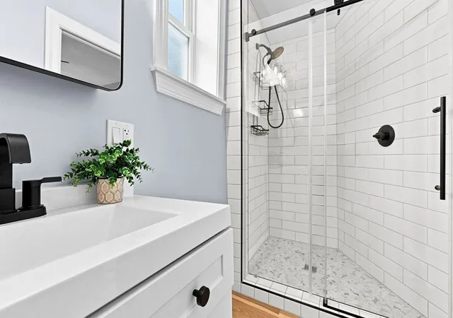25th image of 216 State St, New Bedford, MA 02740 | MLS# 73558025