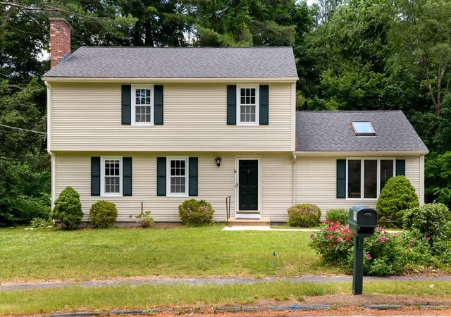 Homes for sale in Holden, MA | 14 Wilde Willow Dr, Holden, MA 01520 | MLS# 73541831
