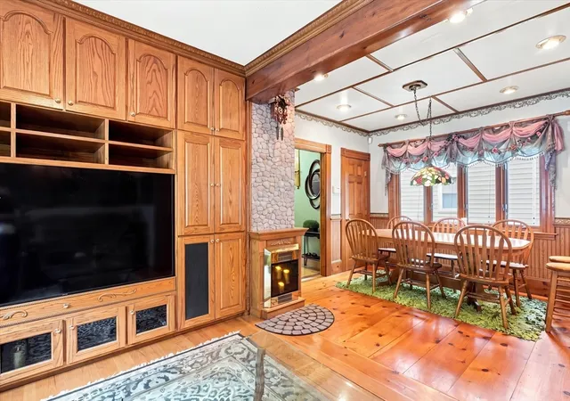 Photo 3 of Single family home for sale at 38 Eastman Ave, Swampscott, MA 01907 | MLS# 73558547 | Listing updated on 2026-09-17
