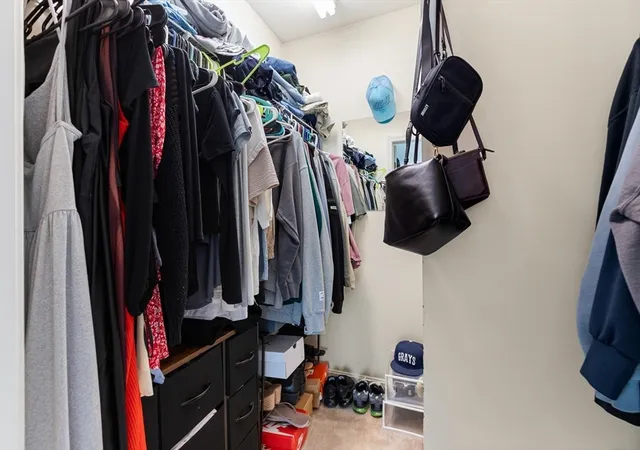 Homes for sale in Lynn, MA | 50 South Common St #403, Lynn, MA 01902 | MLS# 73547670