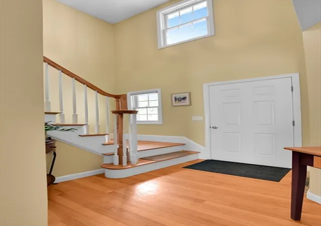 Homes for sale in Clinton, MA | 53 Lancaster Rd, Clinton, MA 01510