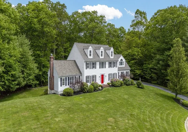 2nd image of 53 Arnold Way, Uxbridge, MA 01569 | MLS# 73521049