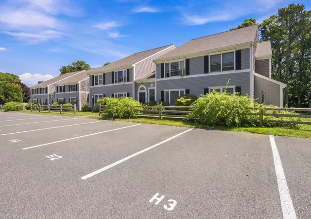 Photo 2 of Sale Pending at 2 Englewood Dr #H3, Harwich, MA 02645 | MLS# 73568675 | Listing updated on 2026-08-29