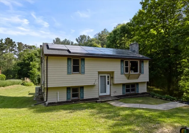 Homes for sale in Webster, MA | 198 Lower Gore Rd, Webster, MA 01570 | MLS# 73538677