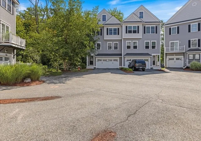 41st image of 52 Compass Pt #52, North Andover, MA 01845 | MLS# 73567755