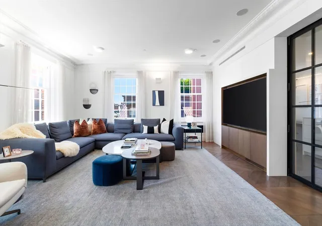 3rd image of 41 Mt Vernon St, Boston, MA 01845
