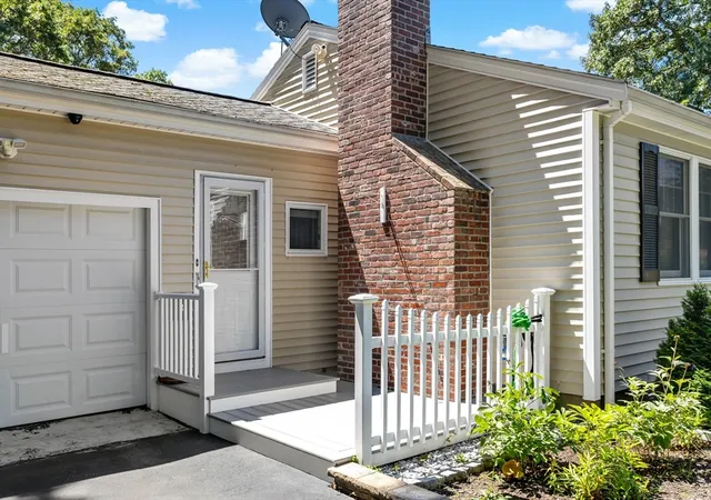5th image of 4 Deepwood Dr, East Falmouth, MA 02536 | MLS# 73561848
