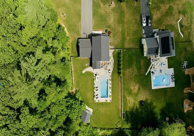 Photo 4 of Sale Pending at 3 Trinity Cir, Bridgewater, MA 02324 | MLS# 73548561 | Listing updated on 2026-08-05