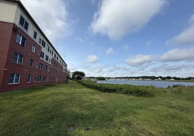 3rd image of 20 Heaths Ct #401, Lynn, MA 01905 | MLS# 73553311