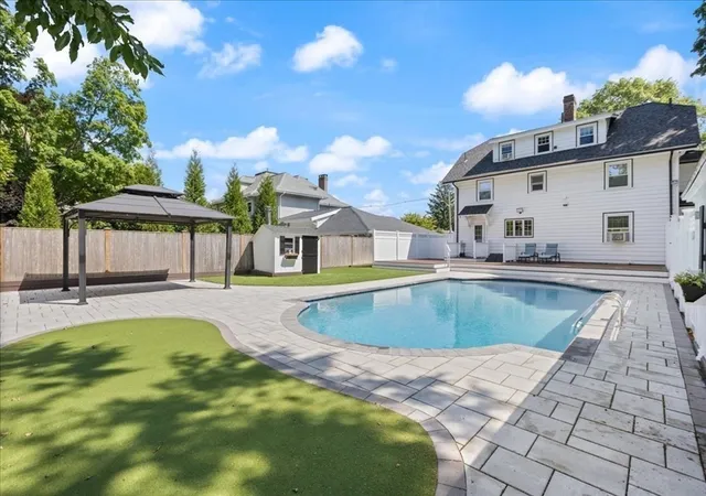 Photo 3 of Single family home for sale at 14 Stratford Rd, Melrose, MA 02176 | MLS# 73561868 | Listing updated on 2026-09-17