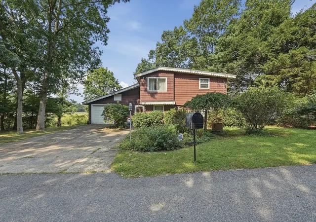 1st image of 3 Point St, Assonet, MA 02702 | MLS# 73563434