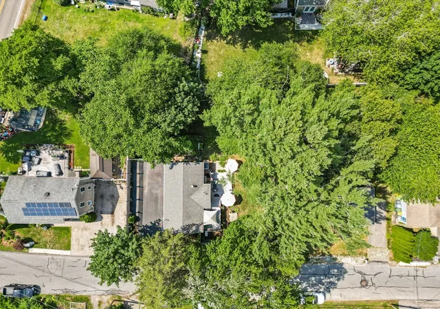 38th image of 4 Cole St, Kingston, MA 02364 | MLS# 73545625